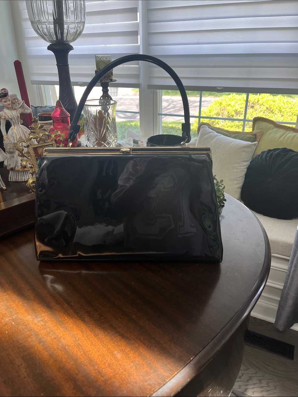 Source Unknown VIntage Shiny Black Patent Top-Handle Shoulder Bag
